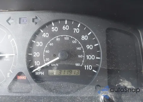 1998 Toyota Corolla Ve/Ce/Le z USA, uszkodzony, nr VIN 2T1BR12E2WC086732